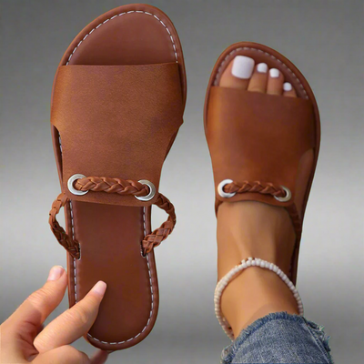 Katelina | Sandalias planas hechas a mano de material premium