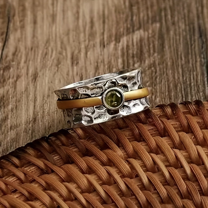 Anillo de zirconio verde elegante