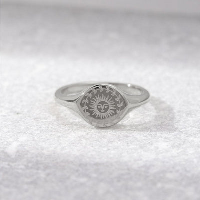 Anillo de oro para el solsticio de verano