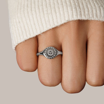 Anillo de oro para el solsticio de verano