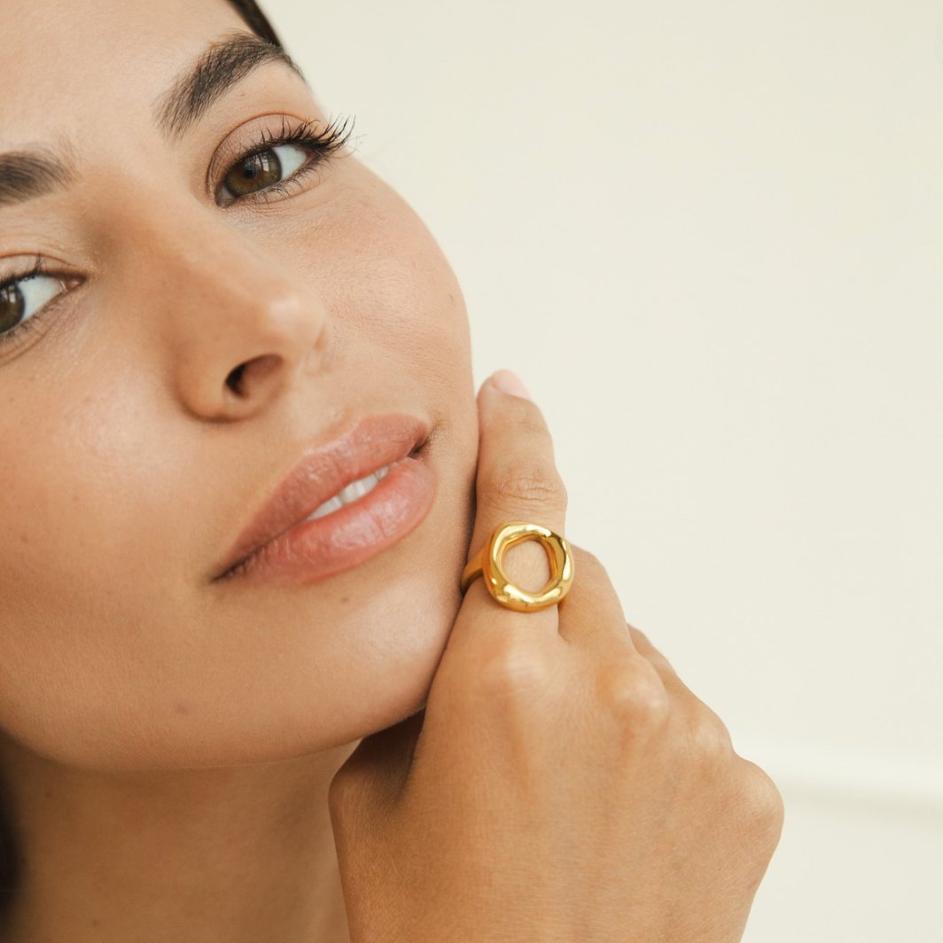Anillo de oro fundido Vina